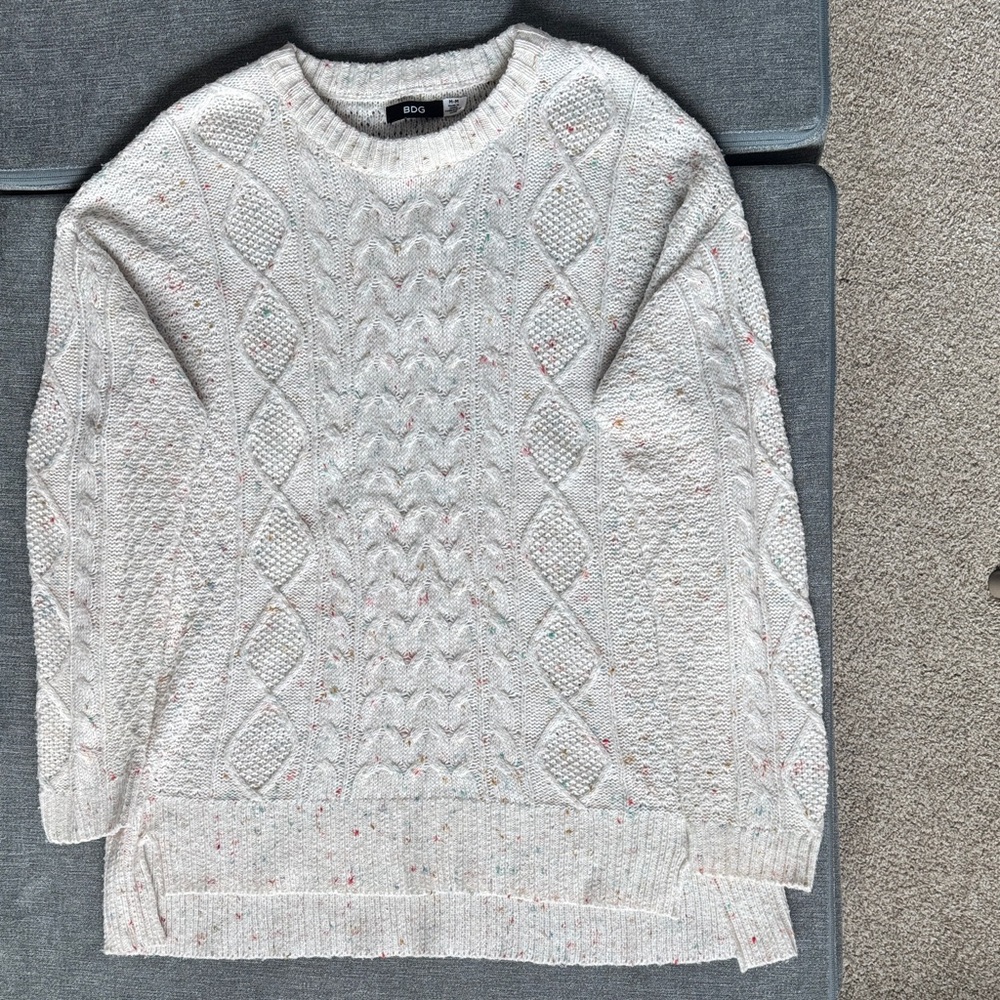 BDG Speckled Cream Cable Knit Sweater